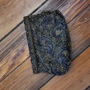 Beaded clutch purse